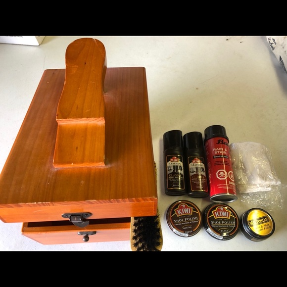 Meet your Posher, Sharon🙋🏻‍♀️ - Picture 12 of 16